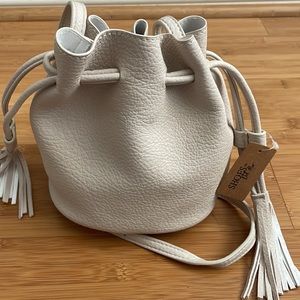 NWT Cream bucket bag
